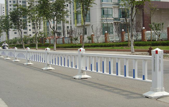 塑鋼道路<a href=http://m.bjlyyc.cn target=_blank class=infotextkey>護(hù)欄</a>